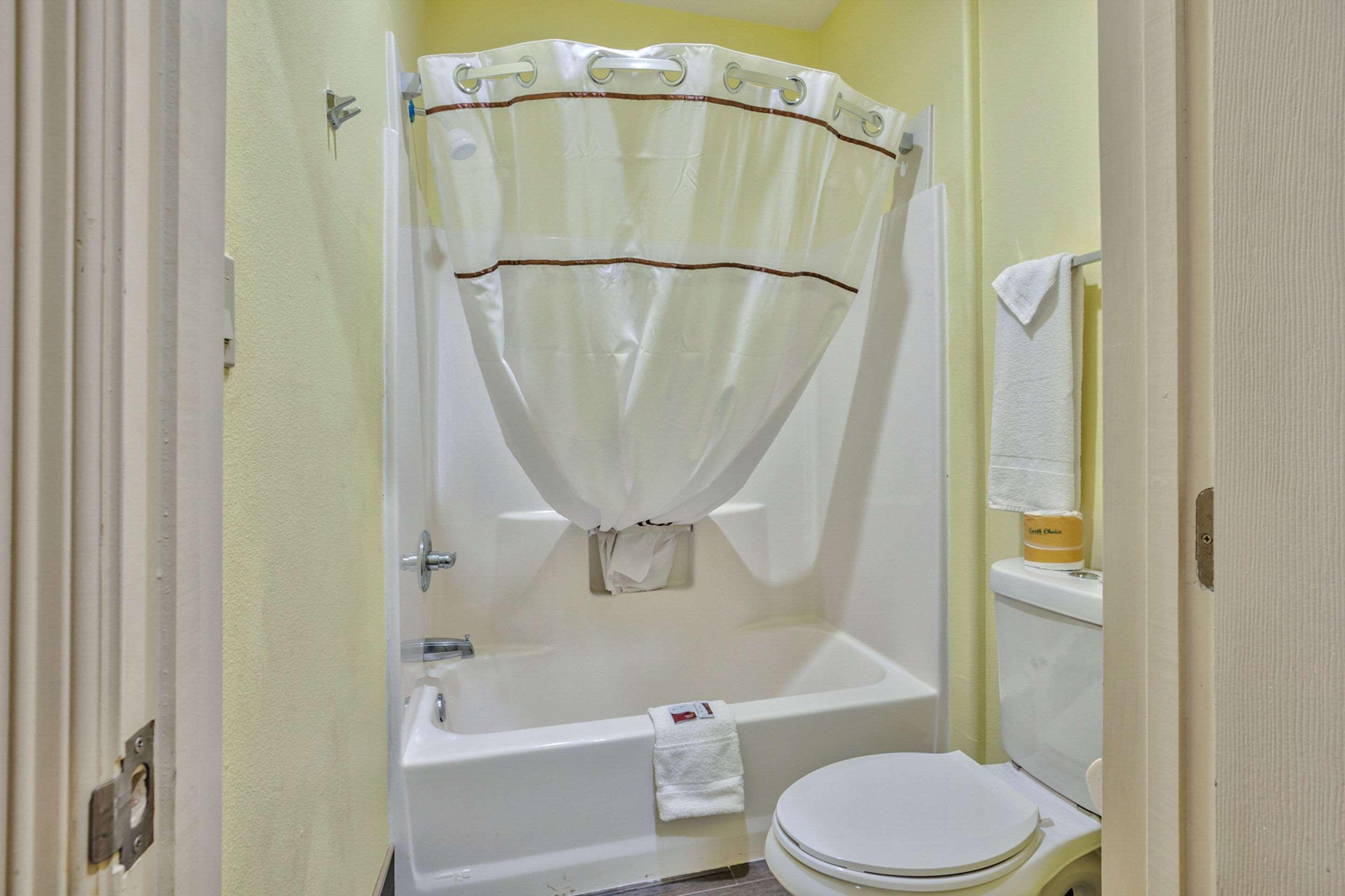 Quality Inn Brownsville Esterno foto
